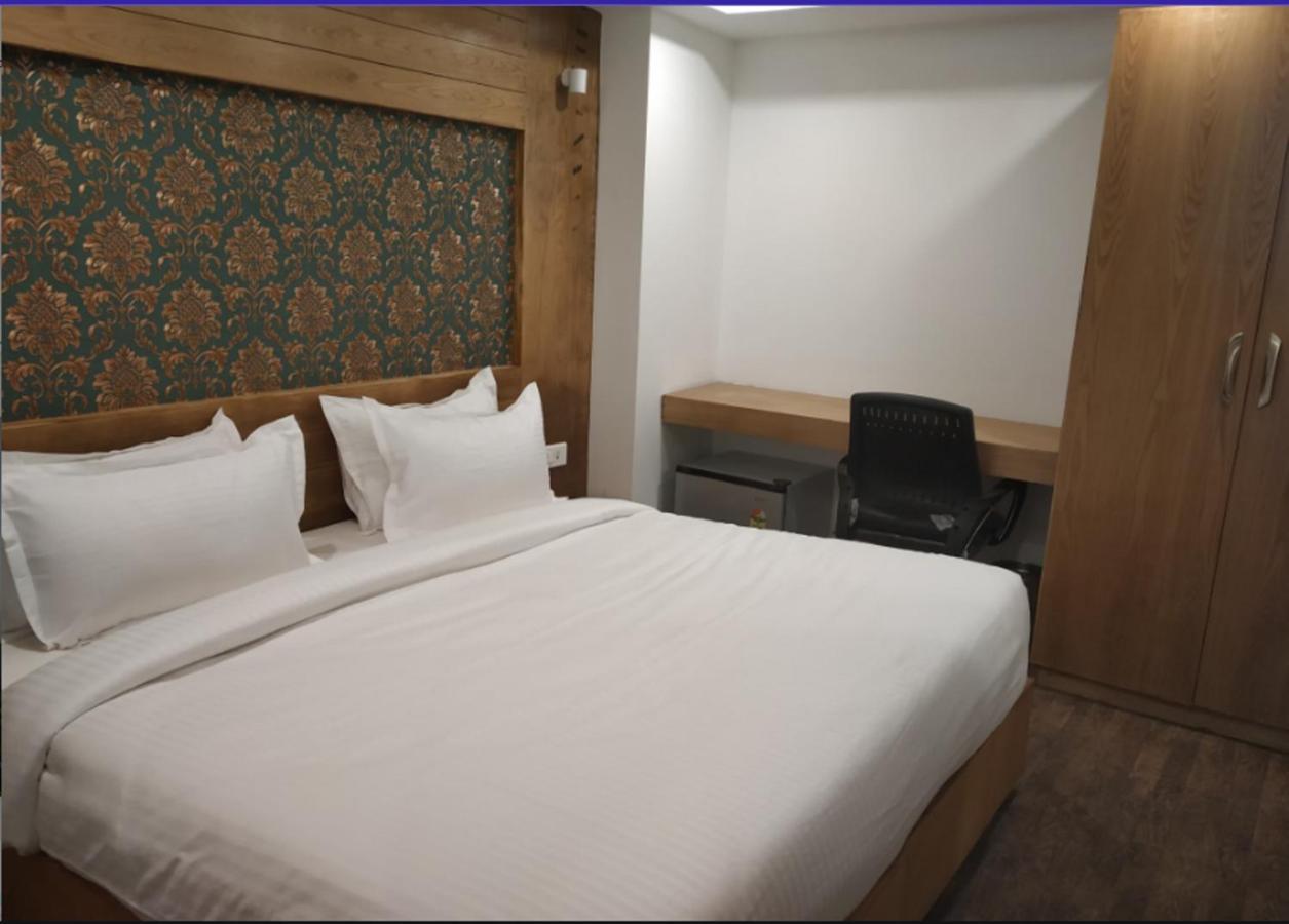 Yashshree Mussoorie Mall Road Exteriér fotografie